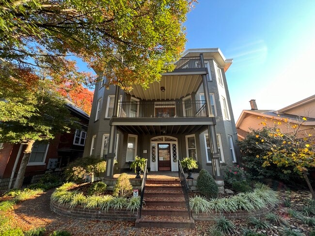 Building Photo - 1233 Bardstown Rd Unit Highland Lofts  3