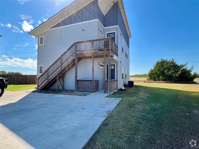 Building Photo - 805 Hallie Cove Rental