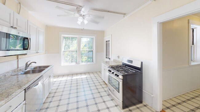 Photo - 29 Fairfield St Unit #5