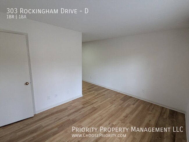 Photo - 303 Rockingham Dr Unit D
