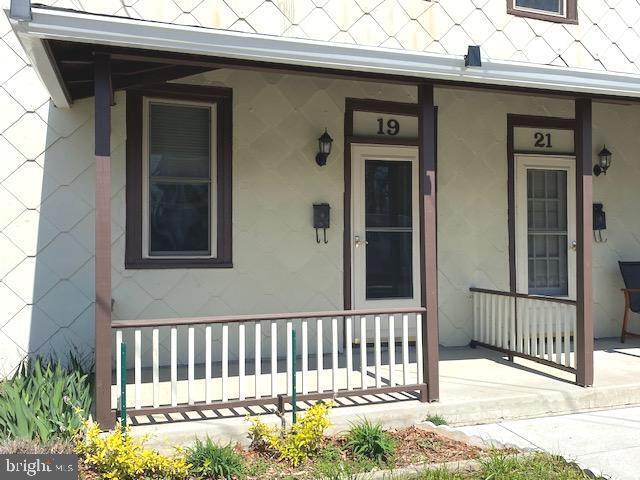 Building Photo - 19 E Millbrooke Ave Rental