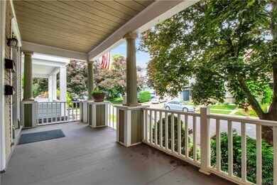 Photo - 501 Bird Ave