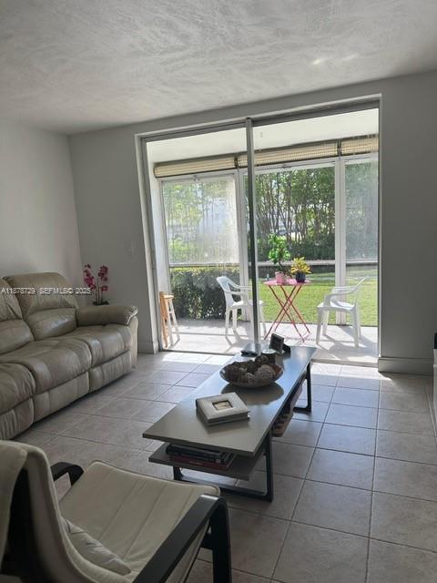 Photo - 2930 Point E Dr Unidad E112