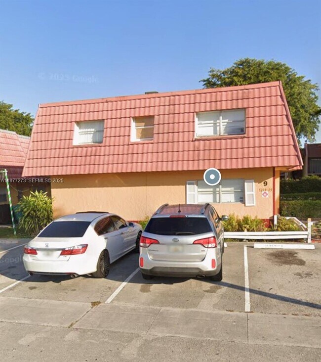 Building Photo - 5221 NW 27th St