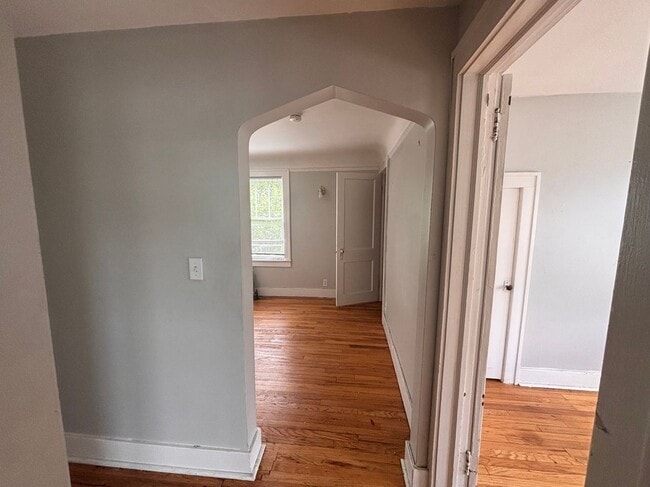 Photo - 963 E Hayes Ave