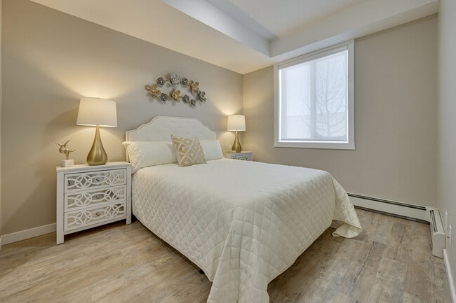 Photo - Emerald Hills Landing