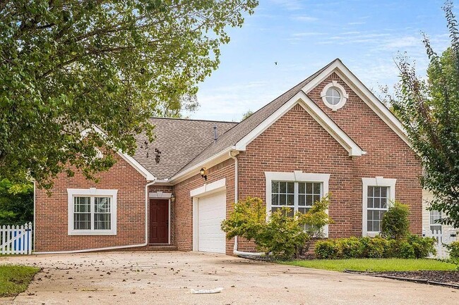 Building Photo - 2600 Kingsley Ct Rental