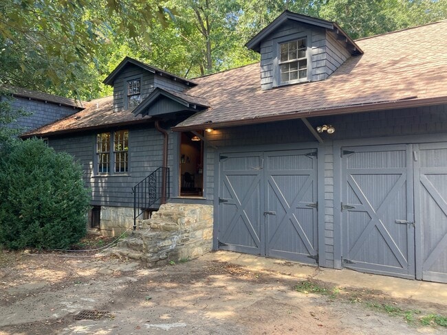 Photo - 304 Iron Ridge Loop