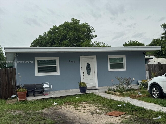 Photo - 7000 NW 21st Ave Casa