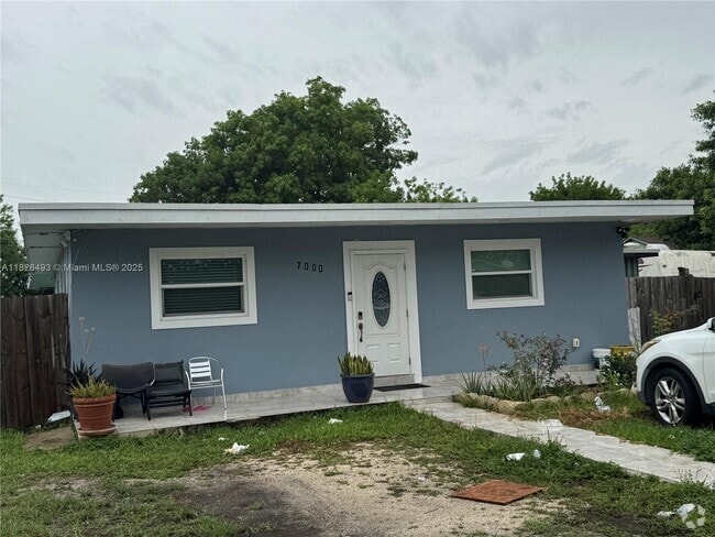 Building Photo - 7000 NW 21st Ave Rental