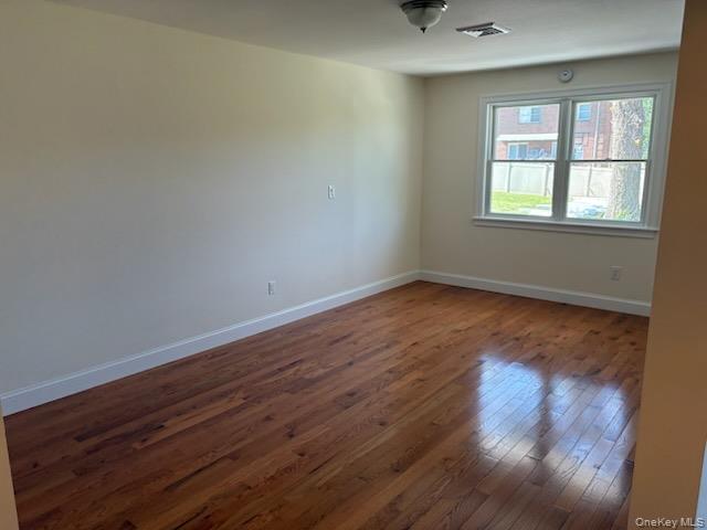 Photo - 156 Valentine St