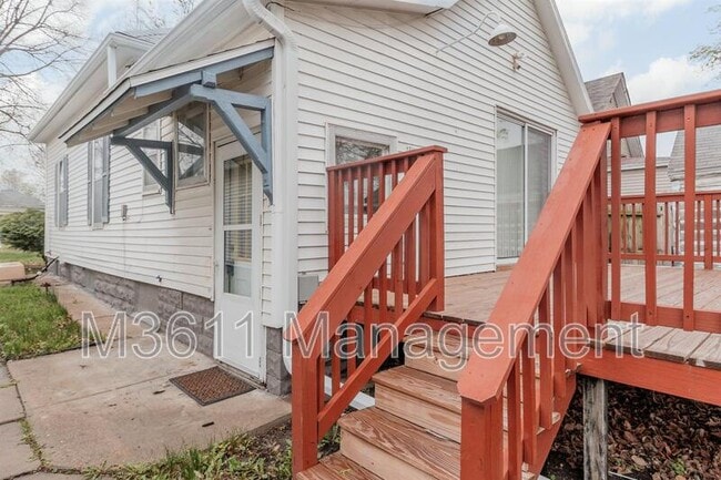Photo - 446 E Street