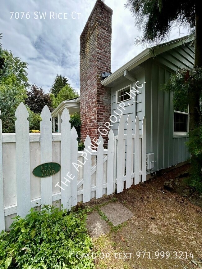 Photo - Three Bedroom Ranch with a Sunroom!