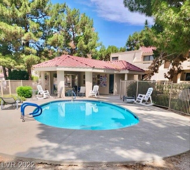 Laughlin Bay Village 2 Bedroom Condo! House Rental in Laughlin, NV