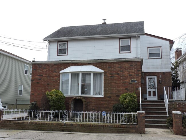 Photo - 18 Leach St Apartment