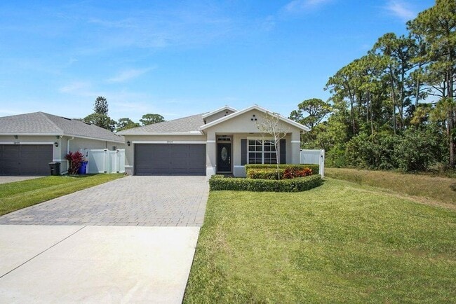 Photo - 3909 SE Lee St