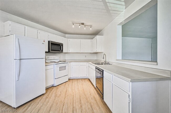 Photo - 5091 W Pioneer Ave Unit 201