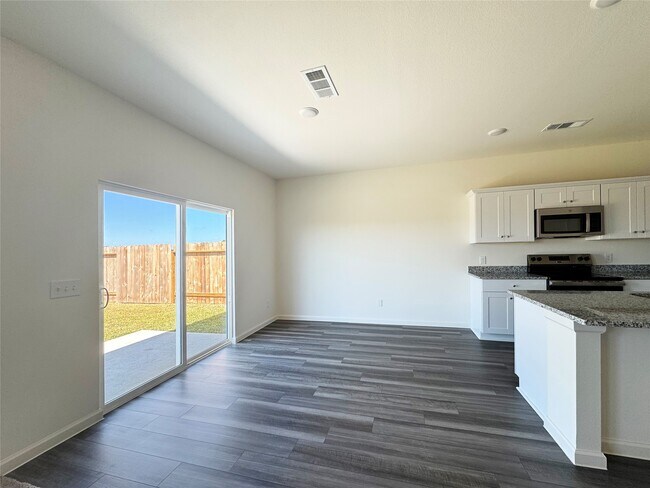 Photo - 8703 Vacek Xing Wy