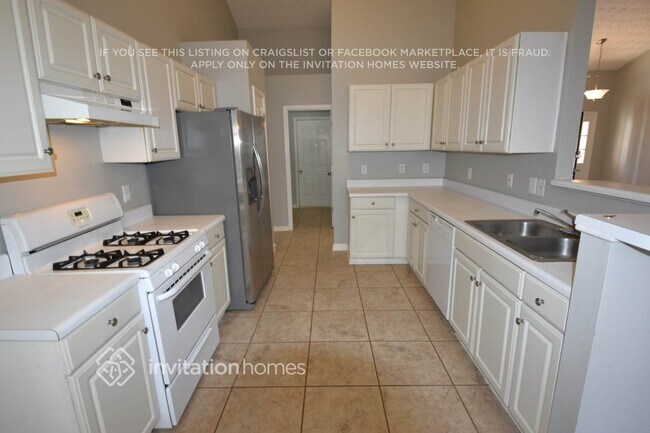 Photo - 2654 Conifer Green Way