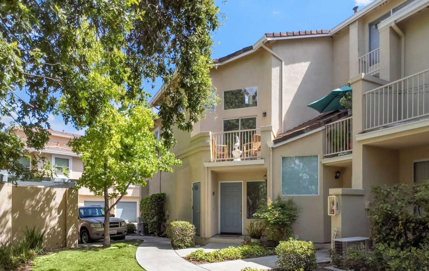 Spacious 1-Bedroom Condo in Prime Location... - Spacious 1-Bedroom Condo in Prime Location...