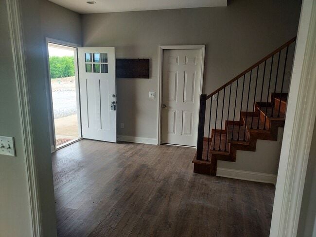 Photo - 214 Priest Ave