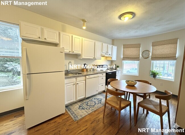 Photo - 840 Huntington Ave Unidad 1