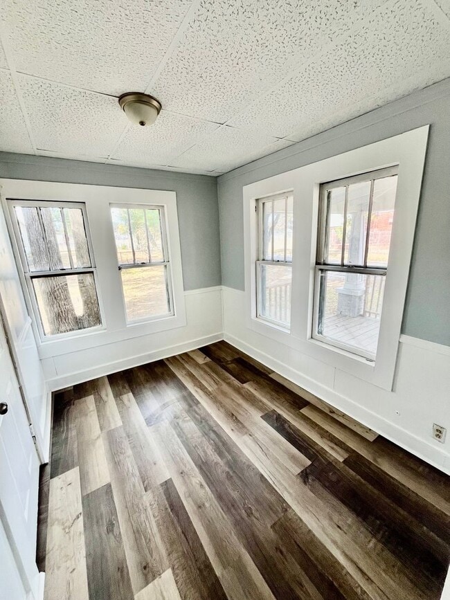 Photo - Beautiful Historic Dade City 4BR/3BA Home NO APPLICATION FEE!!