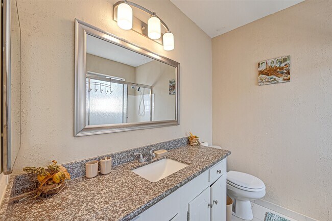 Photo - 2121 Fountain View Dr Unit 16