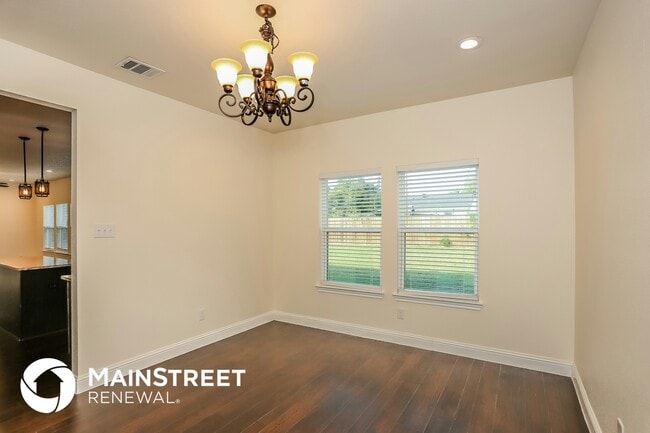 Photo - 14908 Oakwood Ln