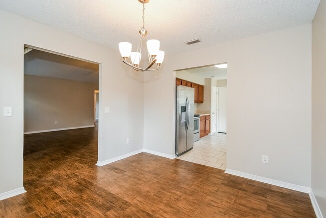 Photo - 11130 Losco Jct Dr S