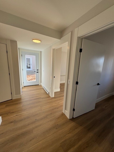 Building Photo - 41 Colonial Cres