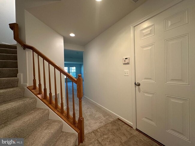 Building Photo - 25274 Gothic Square