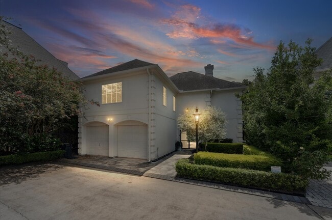 Building Photo - 7 Marilane St