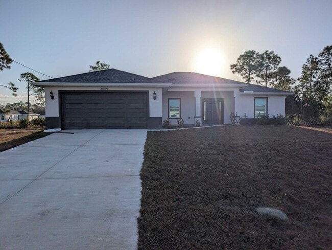 Building Photo - 4009 NE 23rd Ave