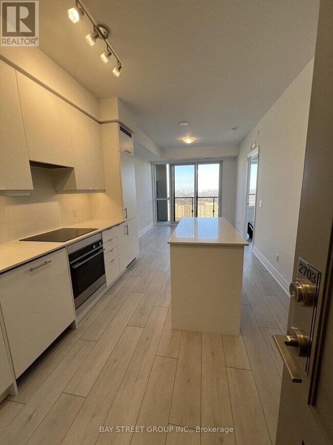 Photo - 30 Elm Dr W Unit 2703