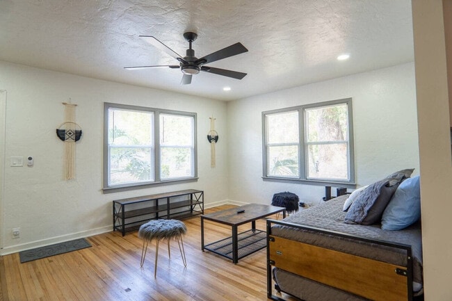 Photo - 2317 E Crystal Lake Ave Unit ID1094222P