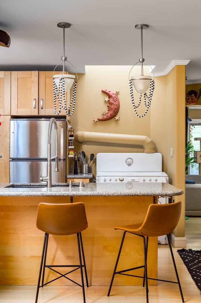 Photo - 1149 Treat Ave Unidad 2