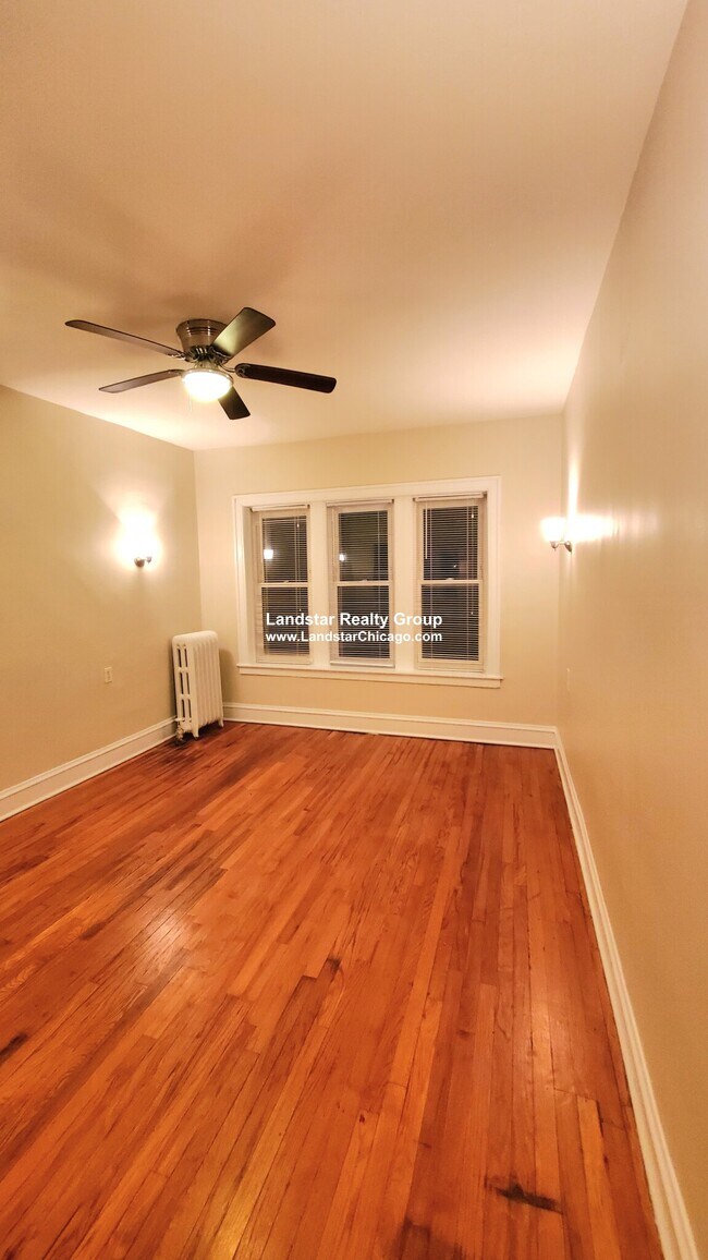 Photo - 1366 W Estes Ave Unit 2S