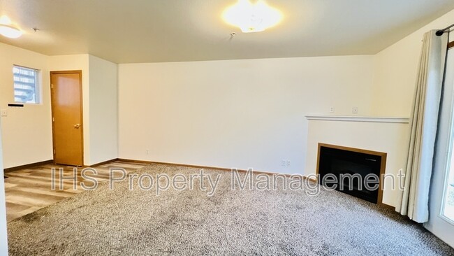 Photo - 6305 Chapel Hill Blvd Condo Unit H102