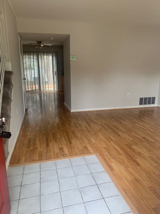 Photo - 3 Bedroom Townhome - Glen Burnie