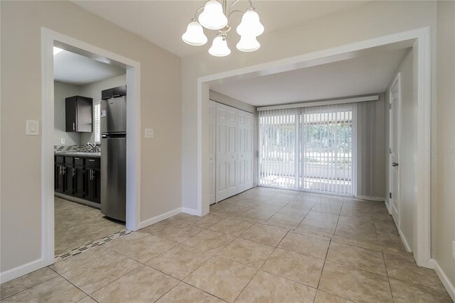 Photo - 1916 Colton Dr