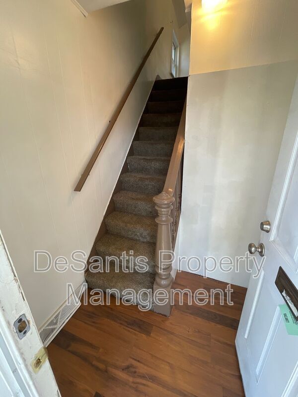 Photo - 816 11th St Unidad B