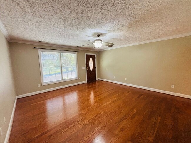 Photo - 1132 Huff Ln