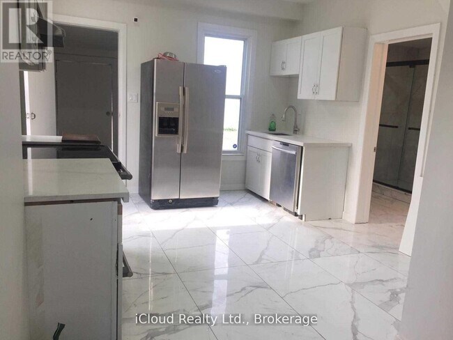 Photo - 254 Tuscarora St