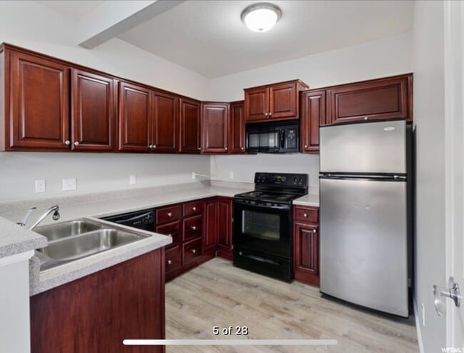 Photo - 1520 N 450 W