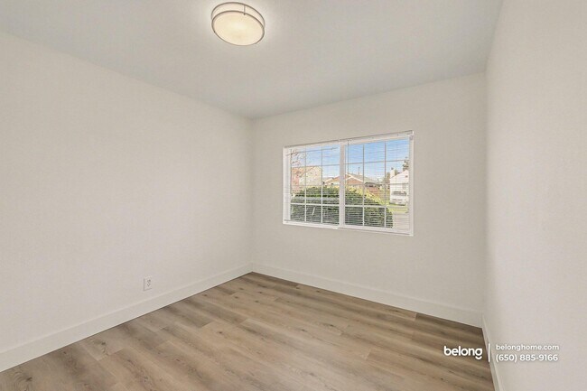 Photo - 2340 Rheem Ave