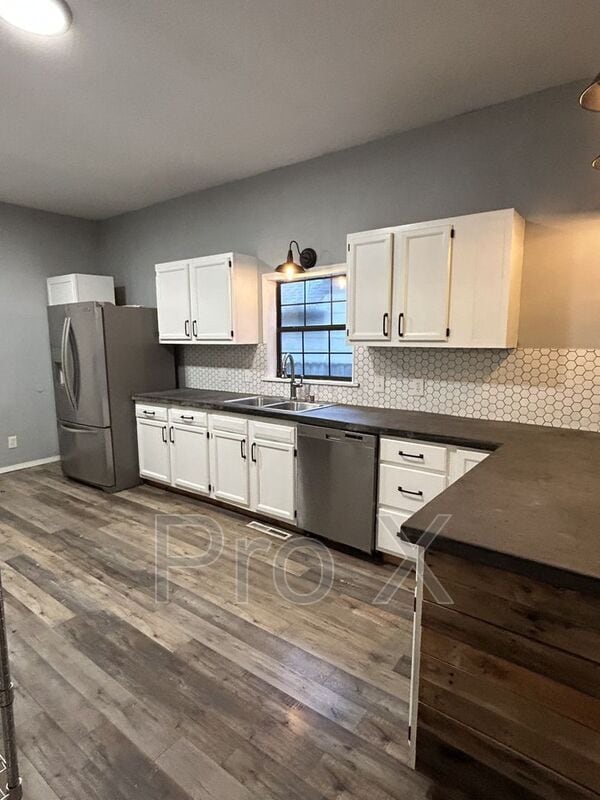 Photo - 411 W Kansas St