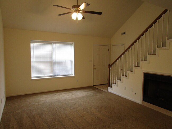 Photo - 3538-3540-3540 Prescott Dr Unit 3540 Prescott Dr.