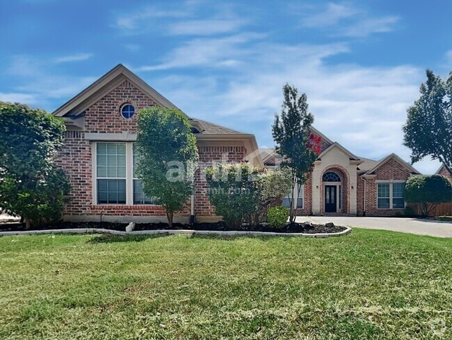 Building Photo - 4456 Young Dr Rental