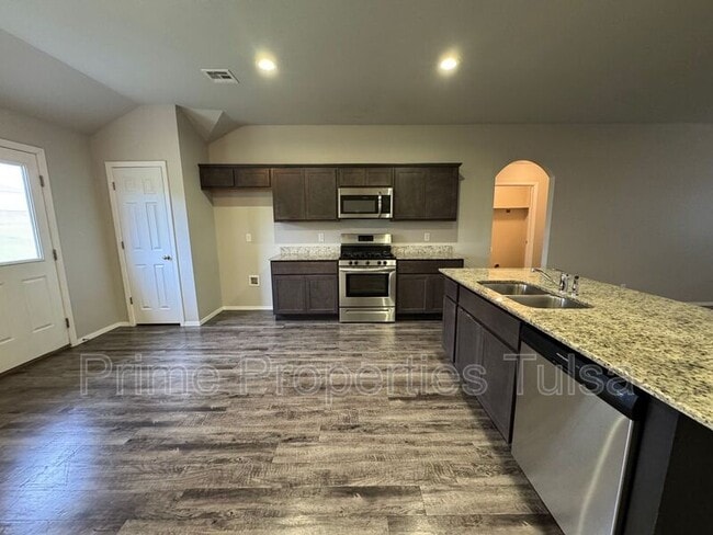 Photo - 3707 S 151st E Ave